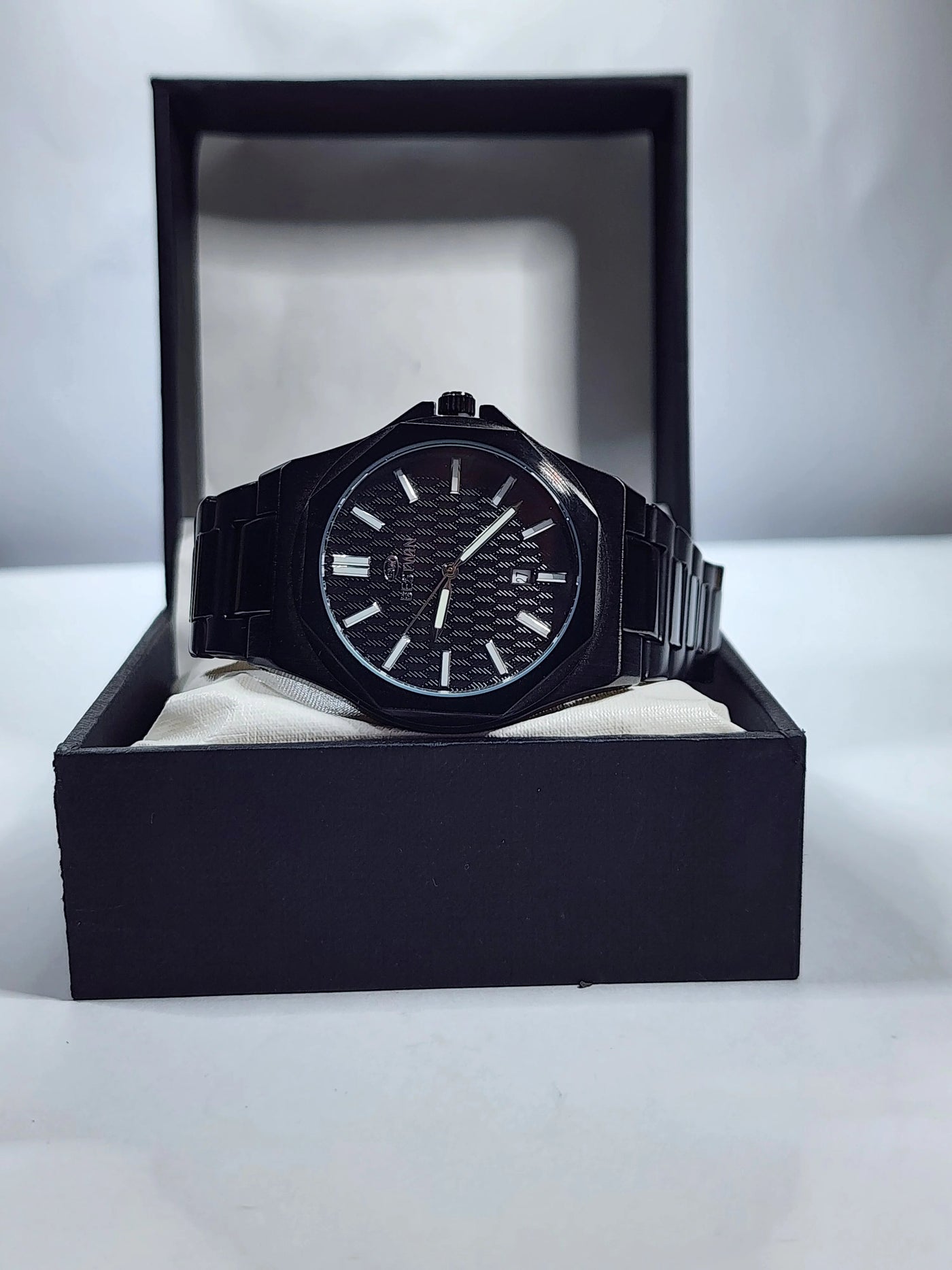Best Win Luxury Black