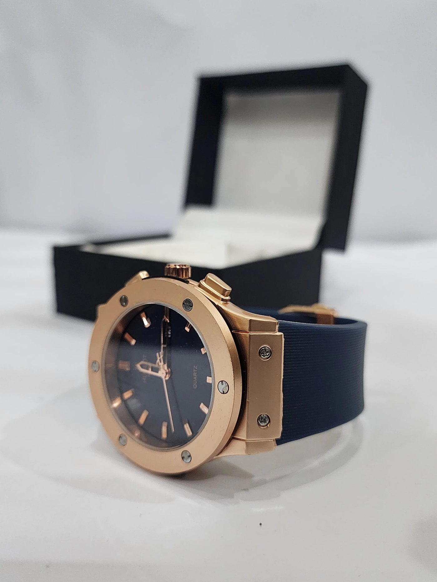 Hublot Classic MoonPhase Blue trap